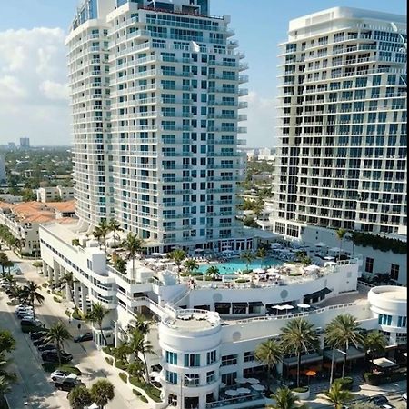 Hilton Fort Lauderdale Beach Resort Экстерьер фото