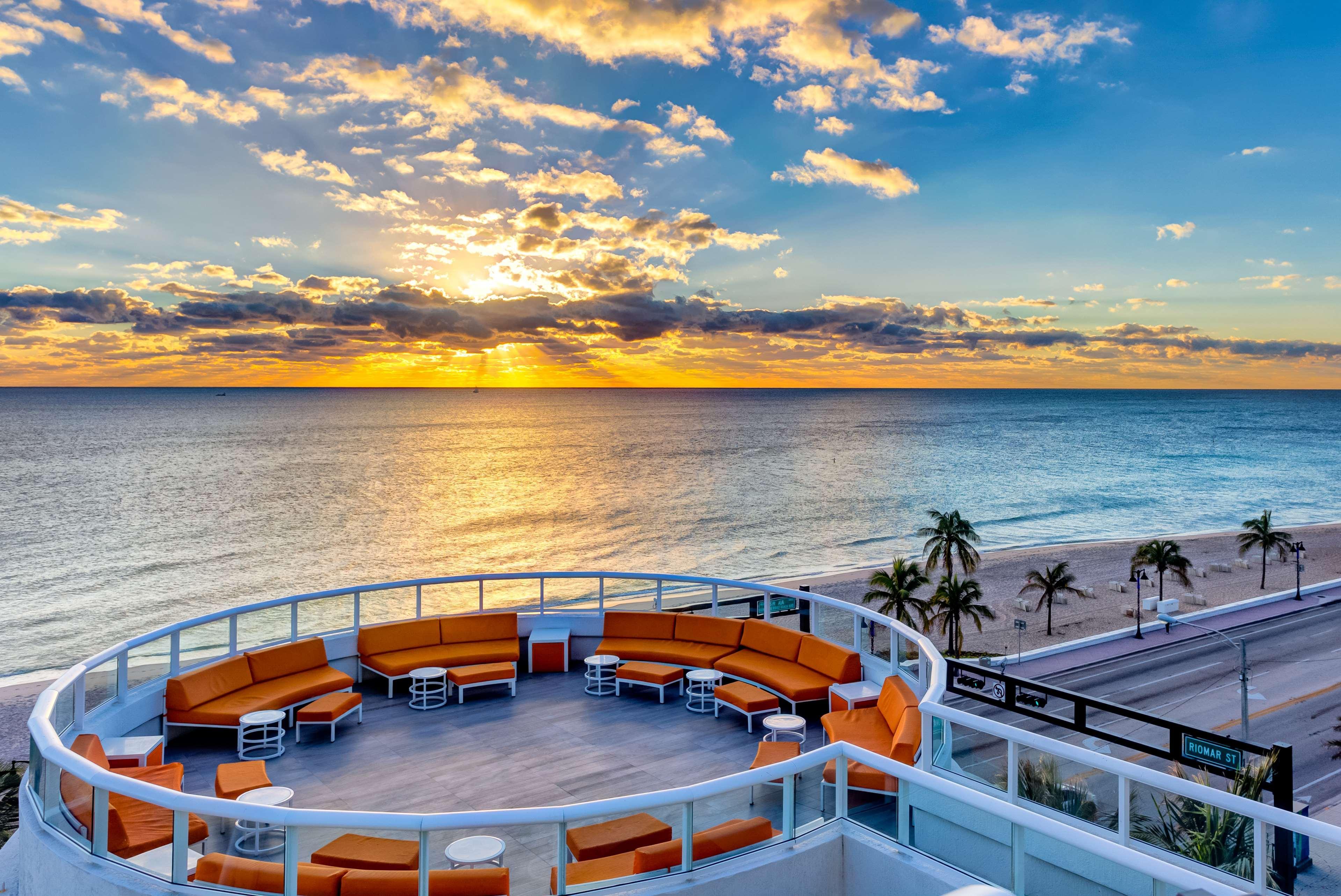 Hilton Fort Lauderdale Beach Resort Экстерьер фото