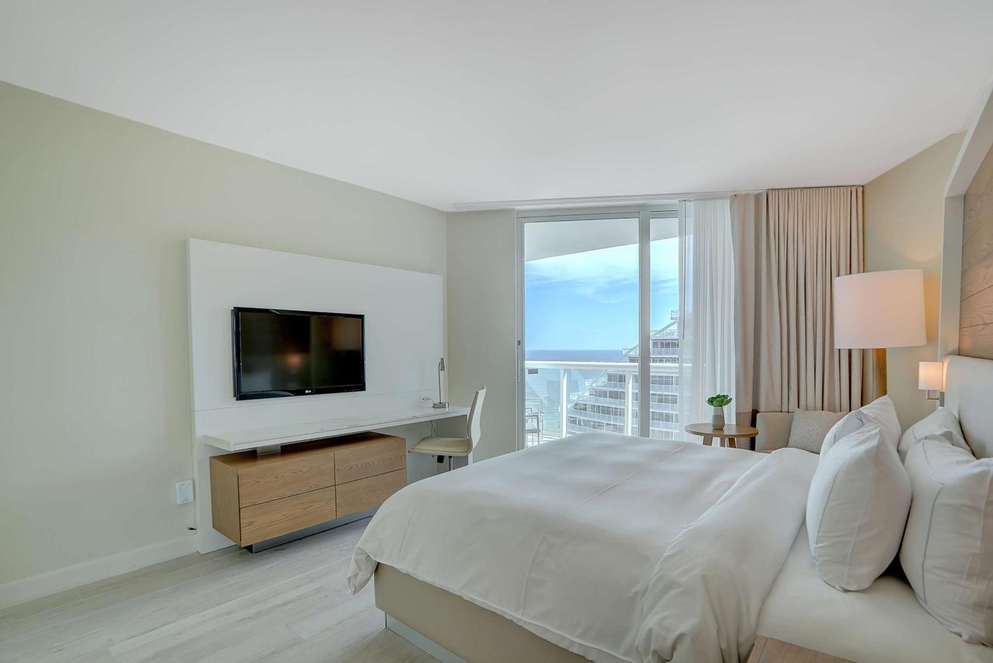 Hilton Fort Lauderdale Beach Resort Экстерьер фото