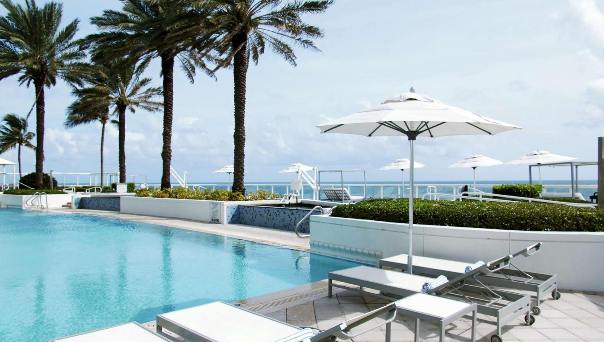 Hilton Fort Lauderdale Beach Resort Экстерьер фото